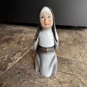 Vintage Lefton Porcelain Nun Figurine K1428 Religious‎ Collectible Decor